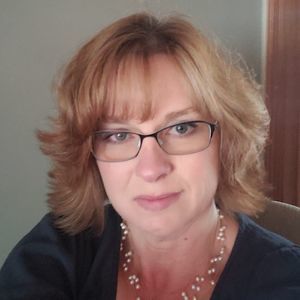 Meet your Posher, Carey